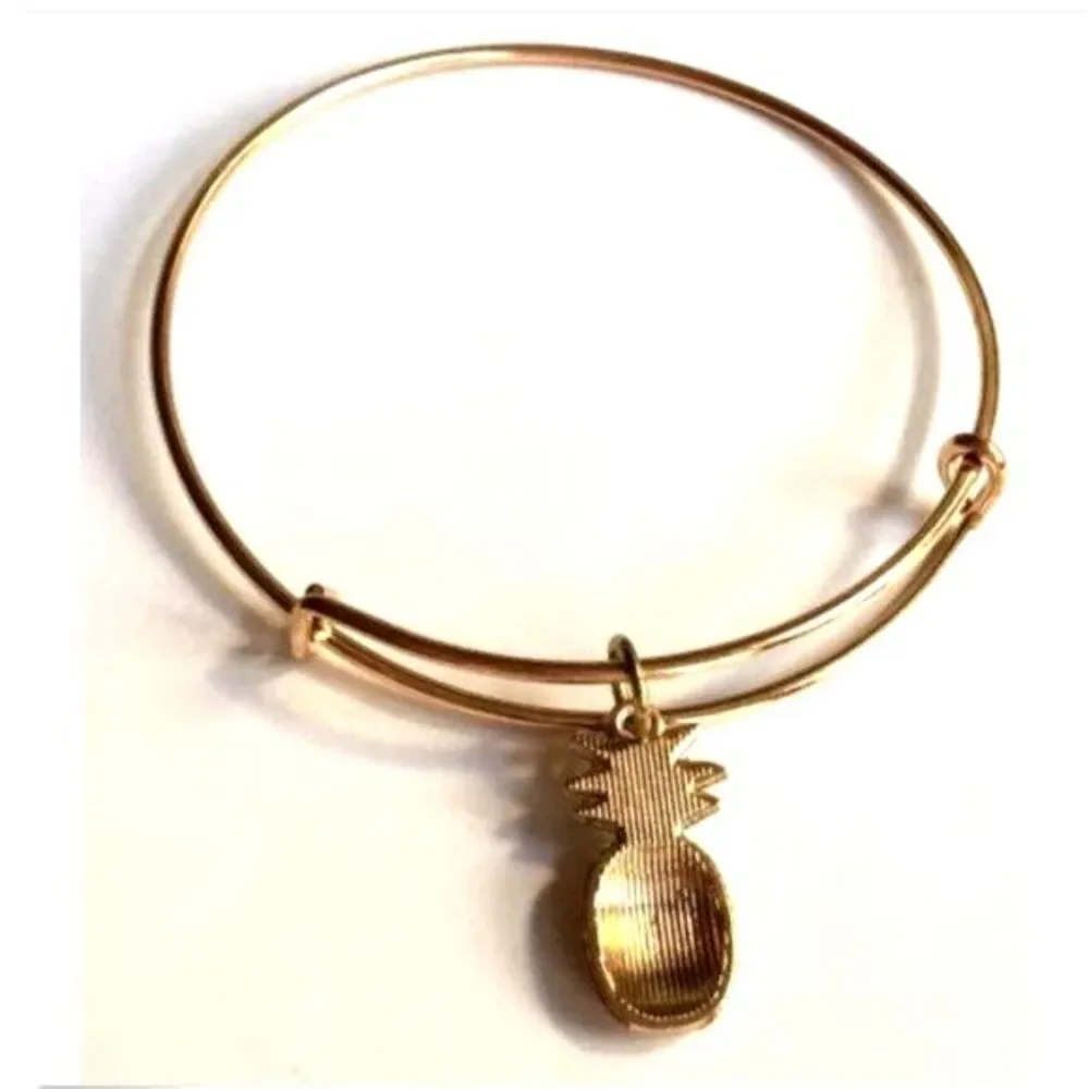 Gold Tone Pineapple Charm Bracelet Adjustable Island Beach Hawaiian Enamel Fruit